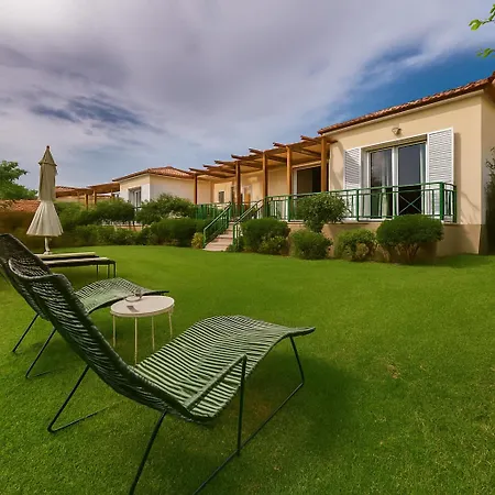 Estia Coastal Dream - Lush & Enchanting Garden Gem Appartement *