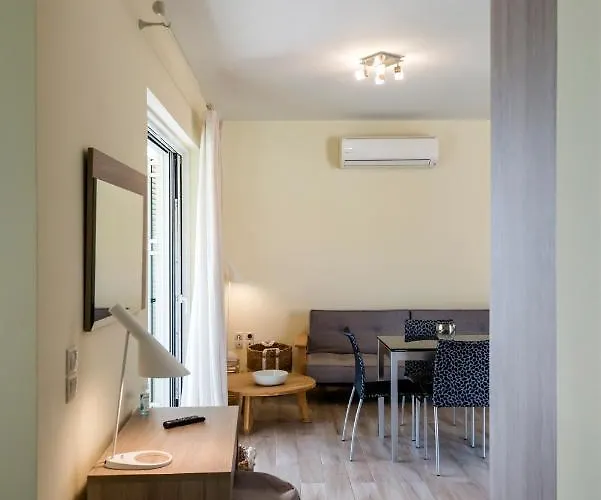 Apartment Estia Coastal Dream - Lush&enchanting Garden Gem *